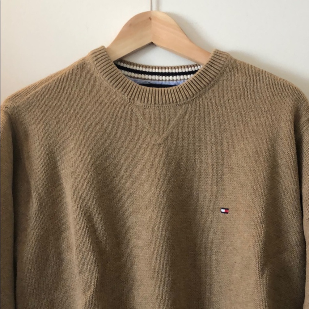 Tommy Hilfiger Medium Pull-Over Crew Neck Sweater
